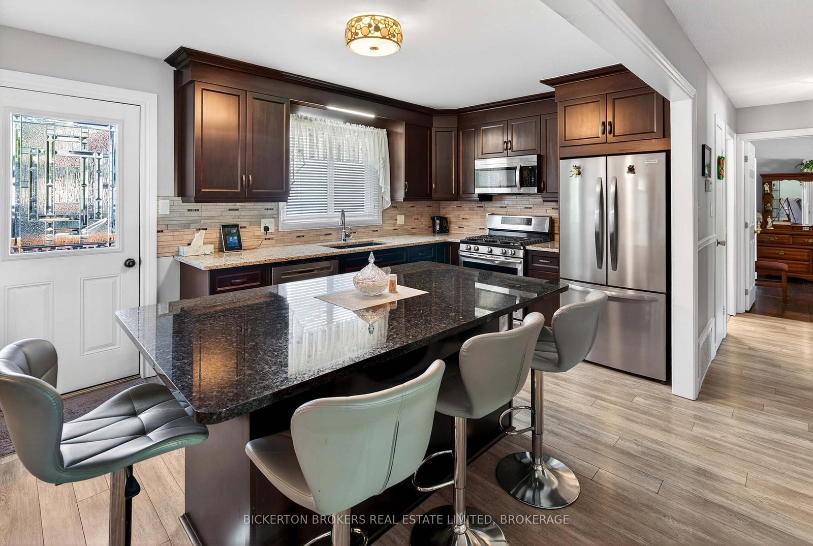 90 Ann Street • Gananoque, ON photo 35