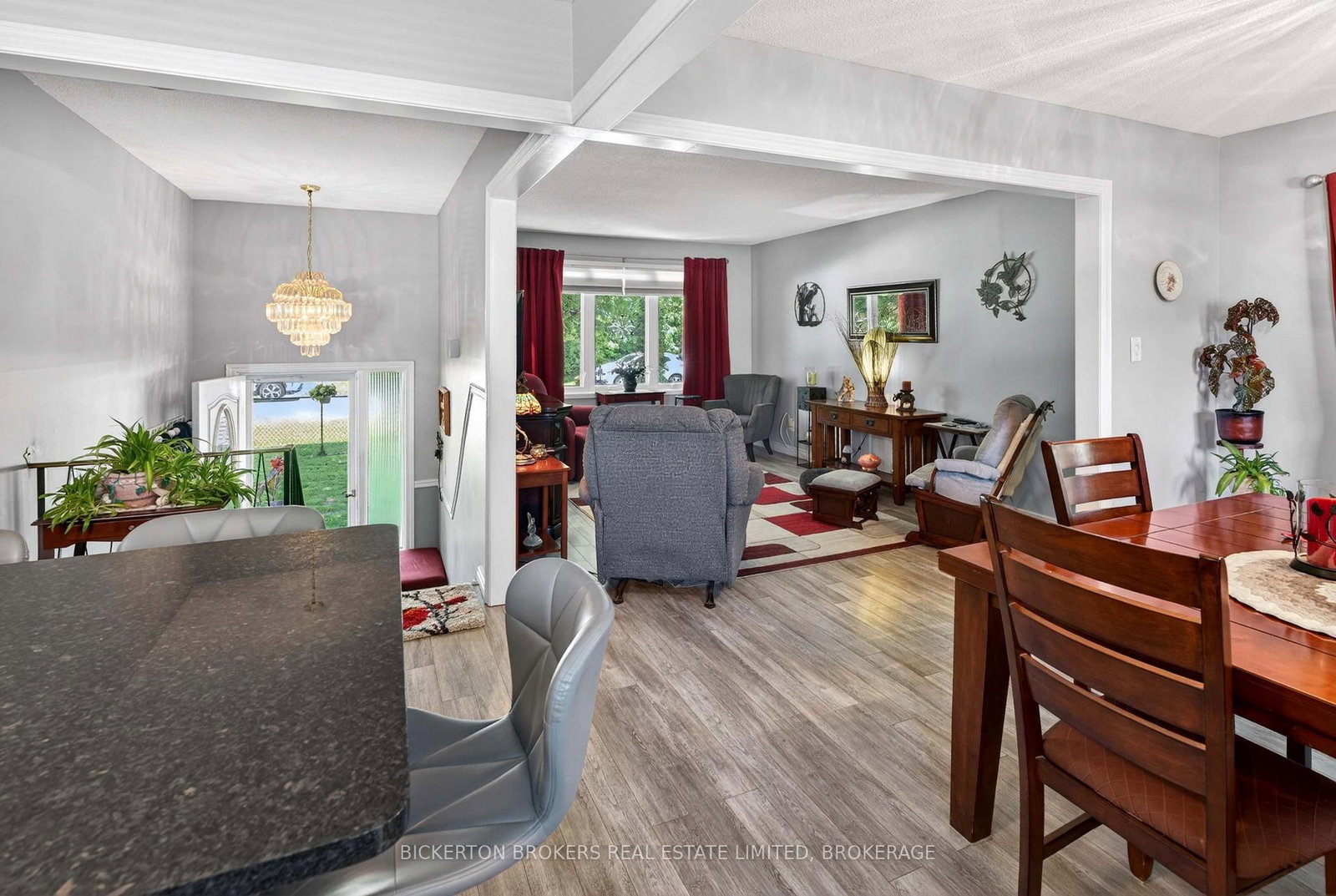 90 Ann Street • Gananoque, ON photo 41
