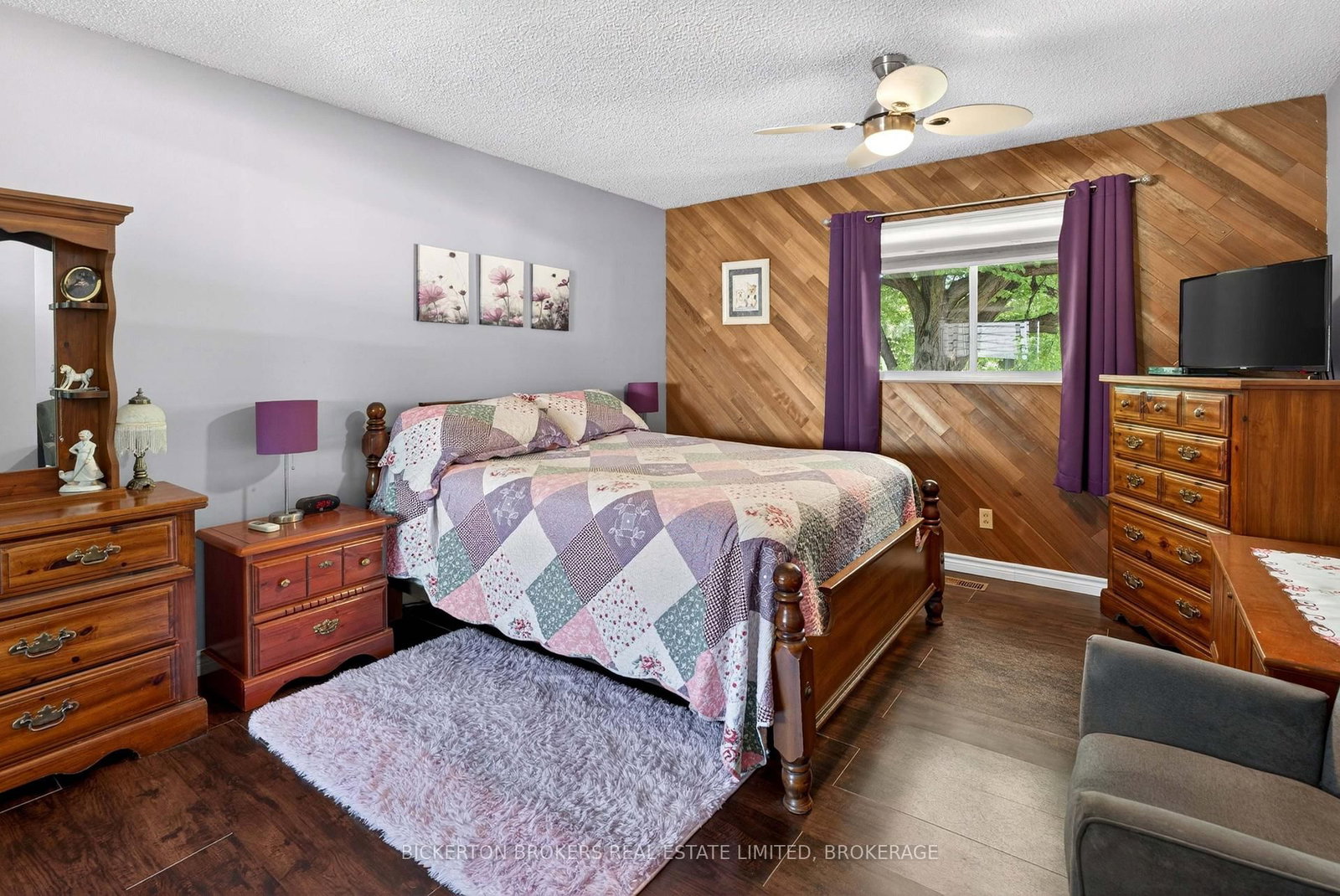 90 Ann Street • Gananoque, ON photo 47