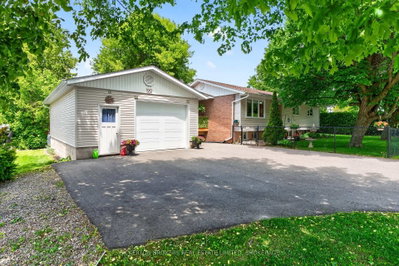 90 Ann Street • Gananoque, ON photo 6