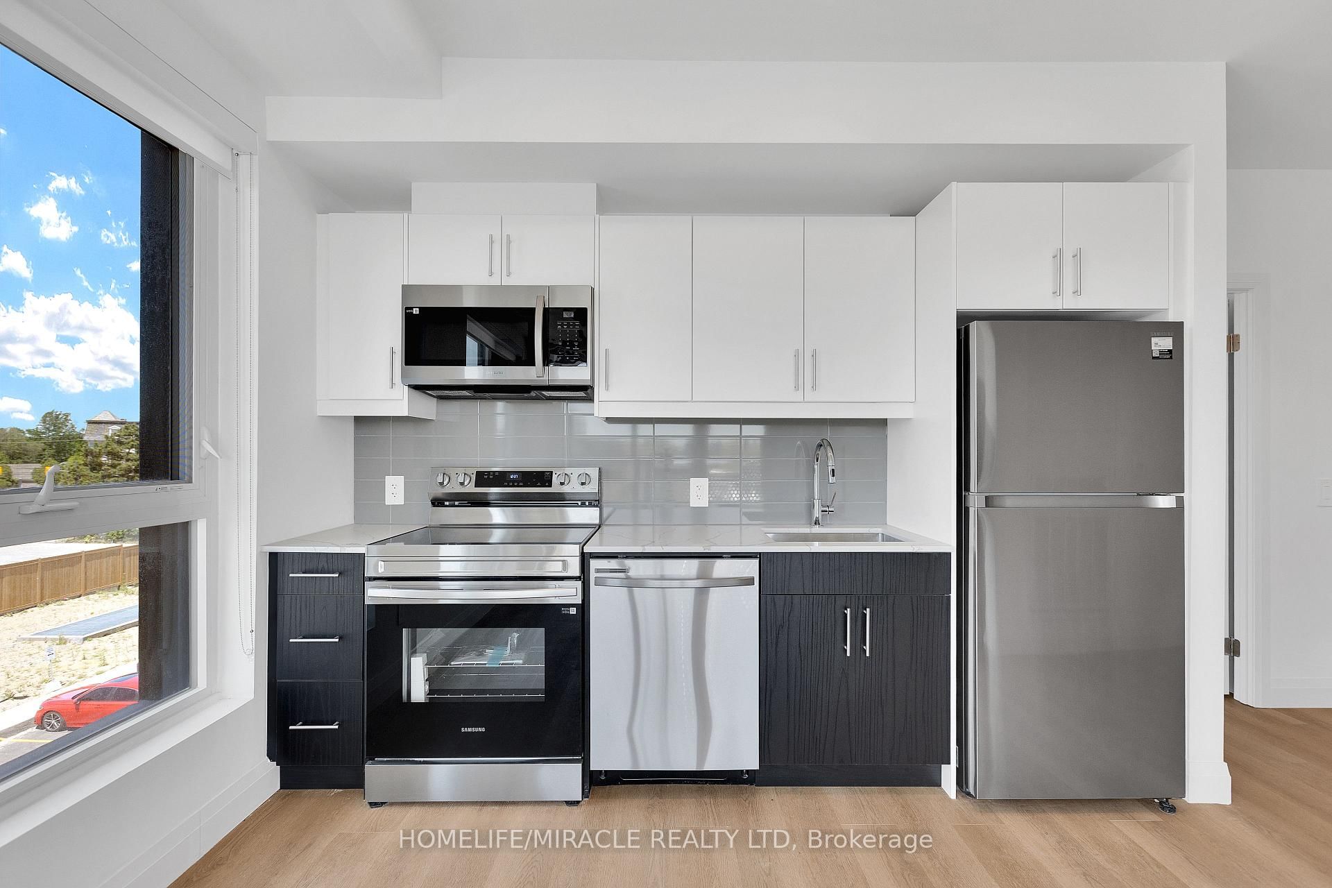 1333 Weber Street E, Unit 313