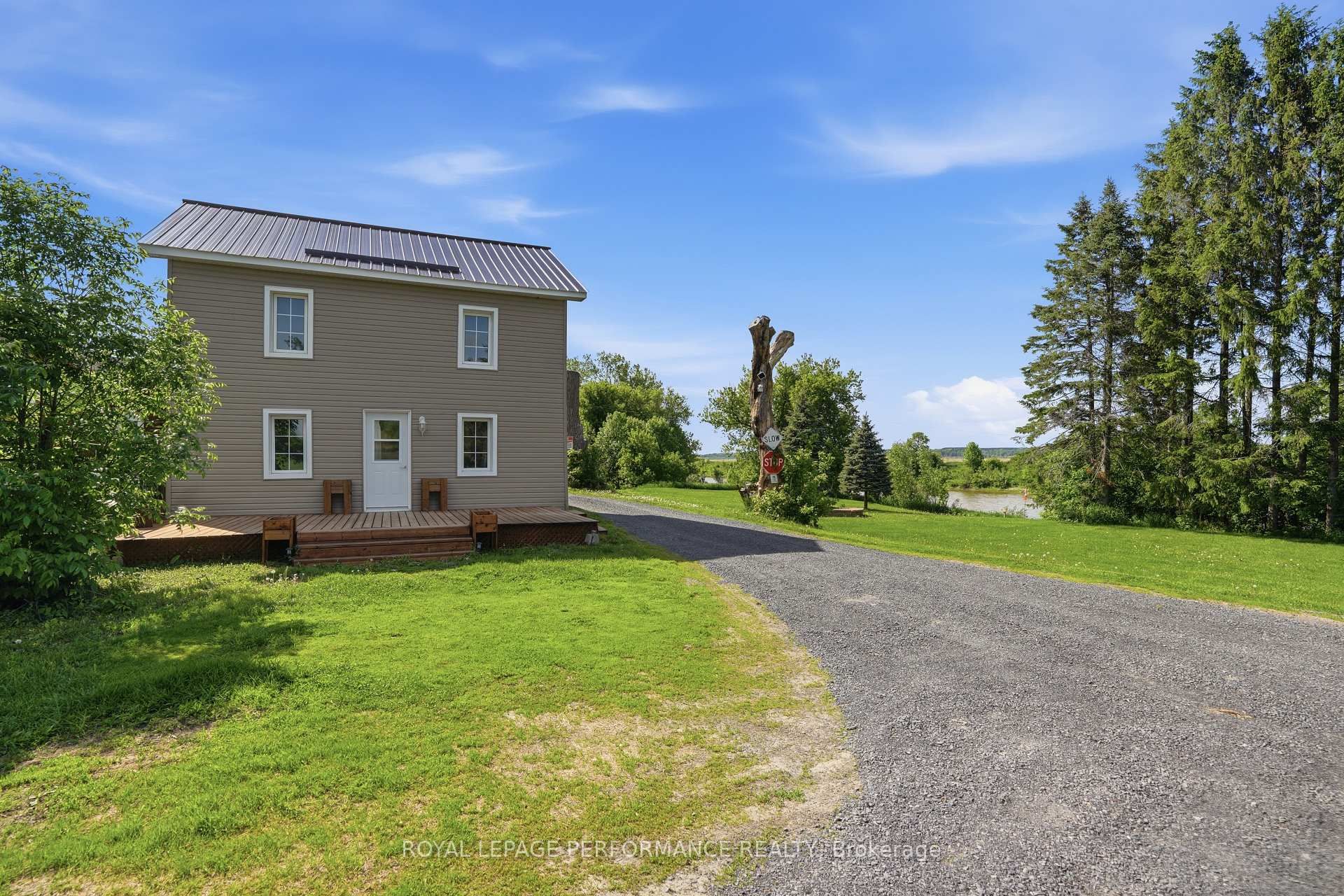 961 Boundary Road