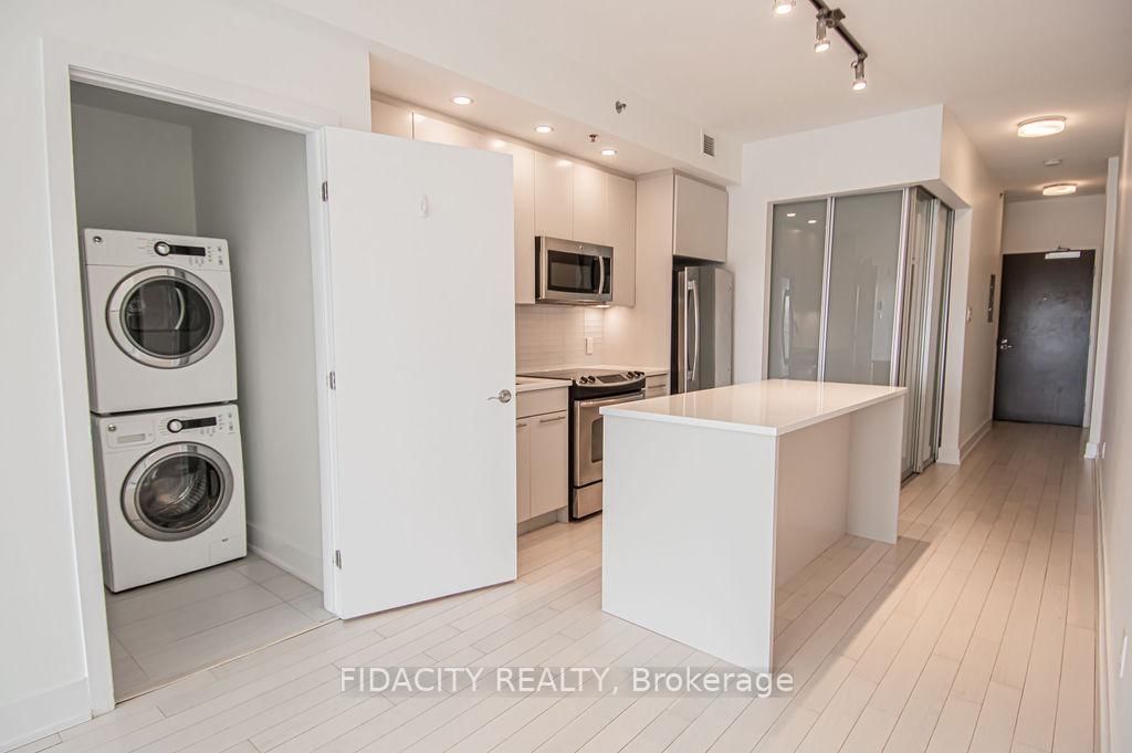 88 Richmond Road, Unit 513 - Photo 4
