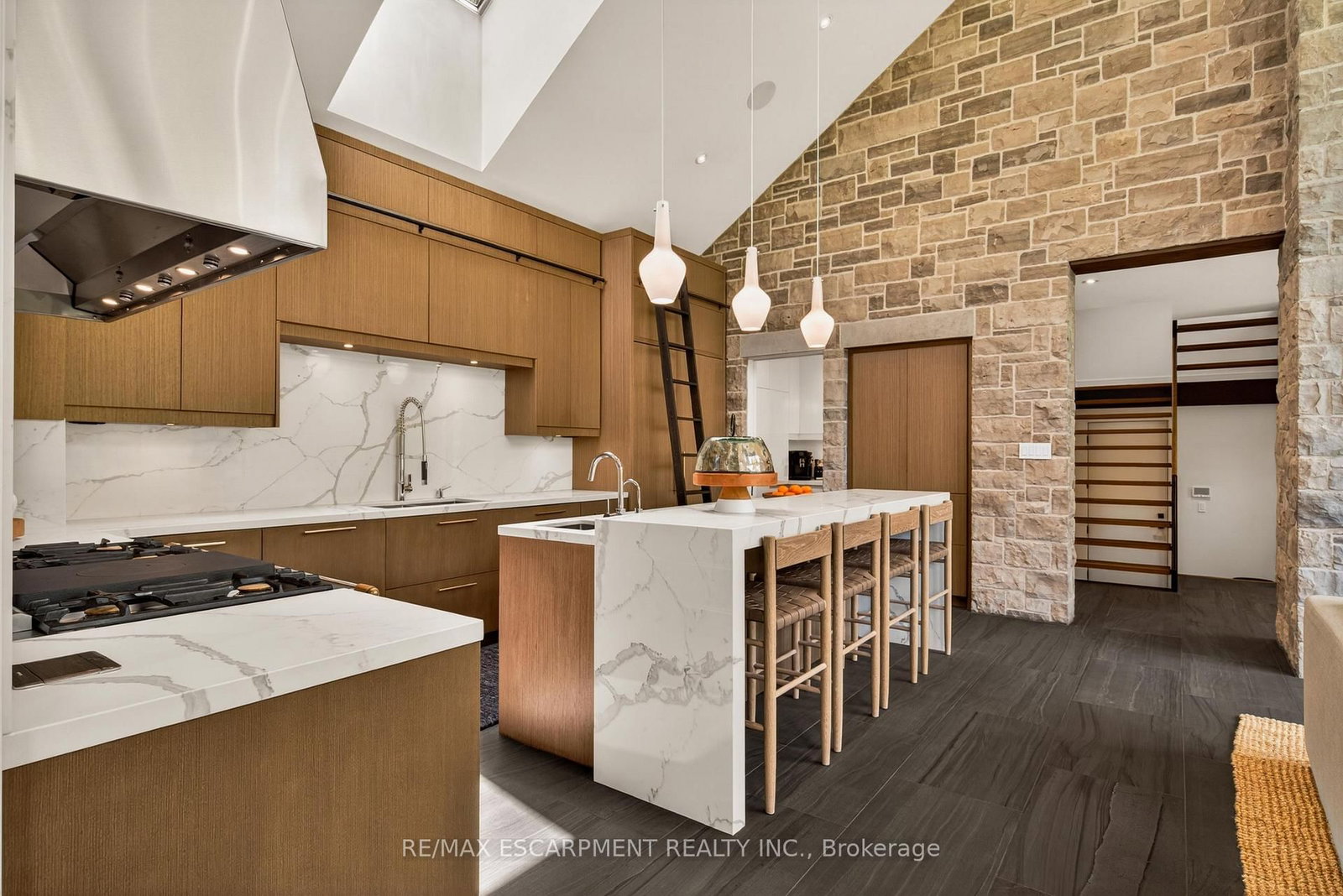 981 MINERAL SPRINGS Rd, Hamilton, view 11