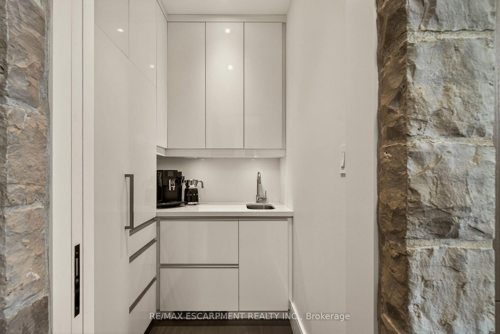 981 MINERAL SPRINGS Rd, Hamilton, view 15