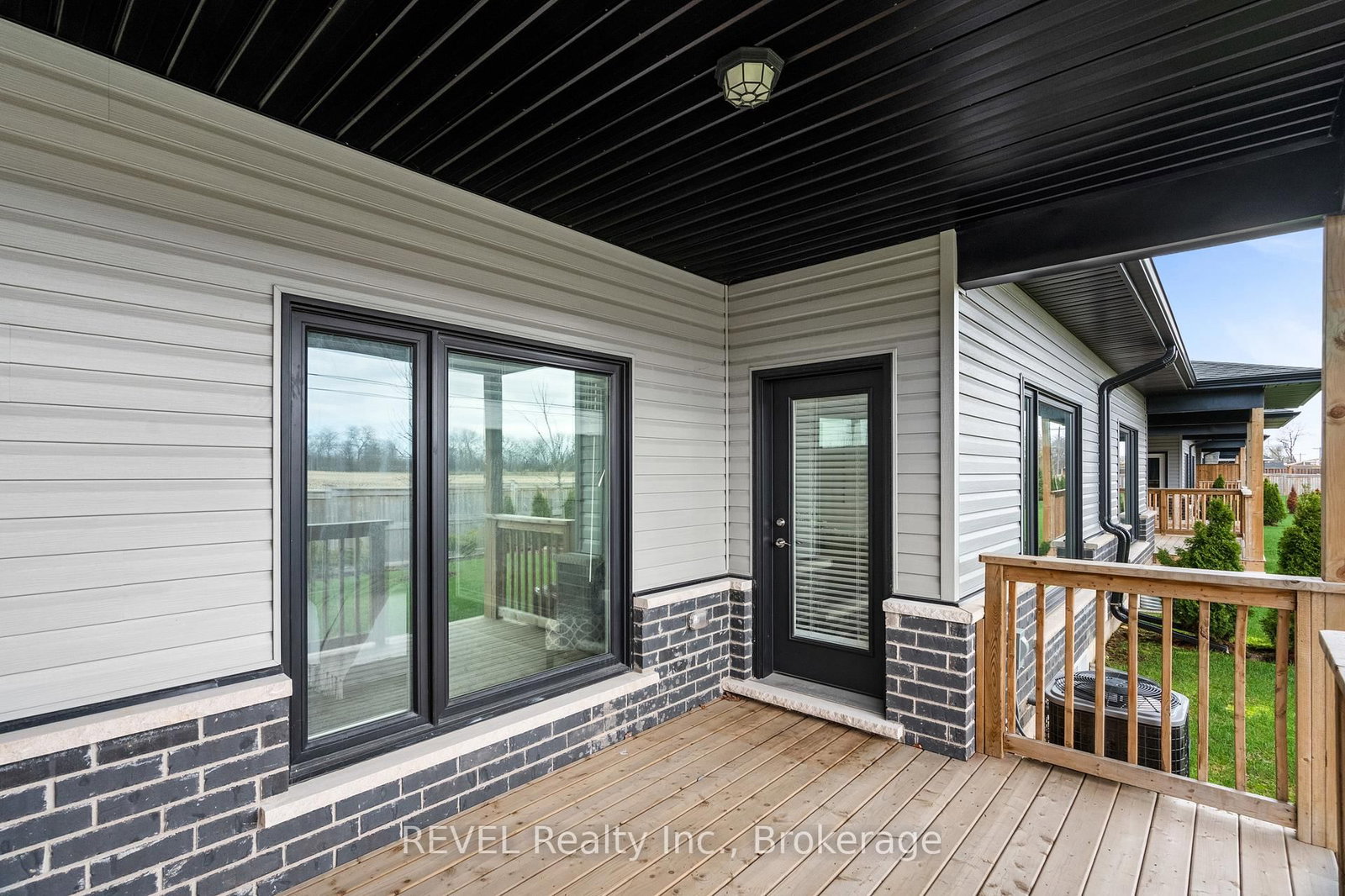 7138 E PARSA Street • #7 • Niagara Falls, ON photo 29
