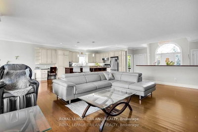 7119 Clayton Walk • London South, ON photo 8
