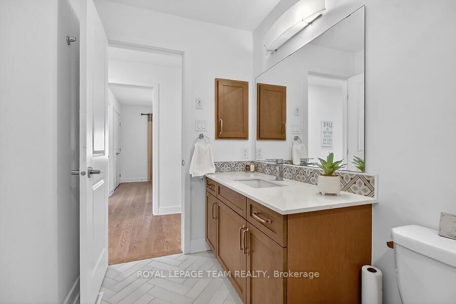 950 Islington Way • Leitrim, ON photo 35