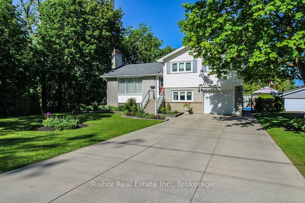 Detached House for sale at 80 Kawartha Heights Boulevard, Peterborough, Ontario, K9J 1N7 - Monaghan Ward 2 - MLS: X13229594