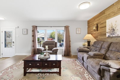 1975 Royal Crescent • London East, ON photo 4