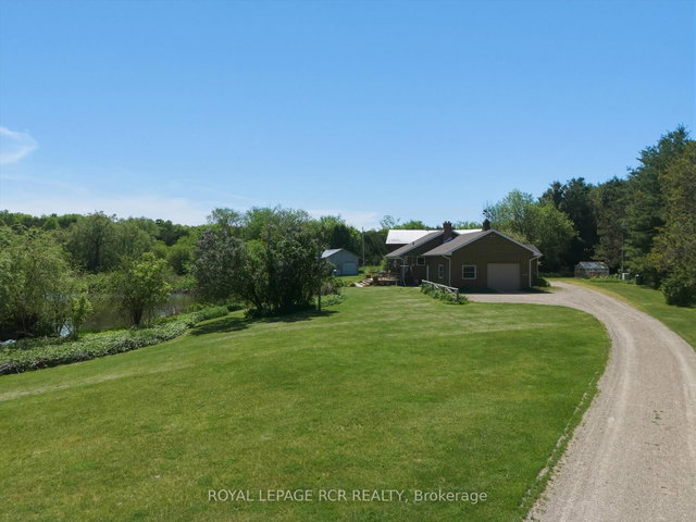 996248 Mulmur-Tos Townline
