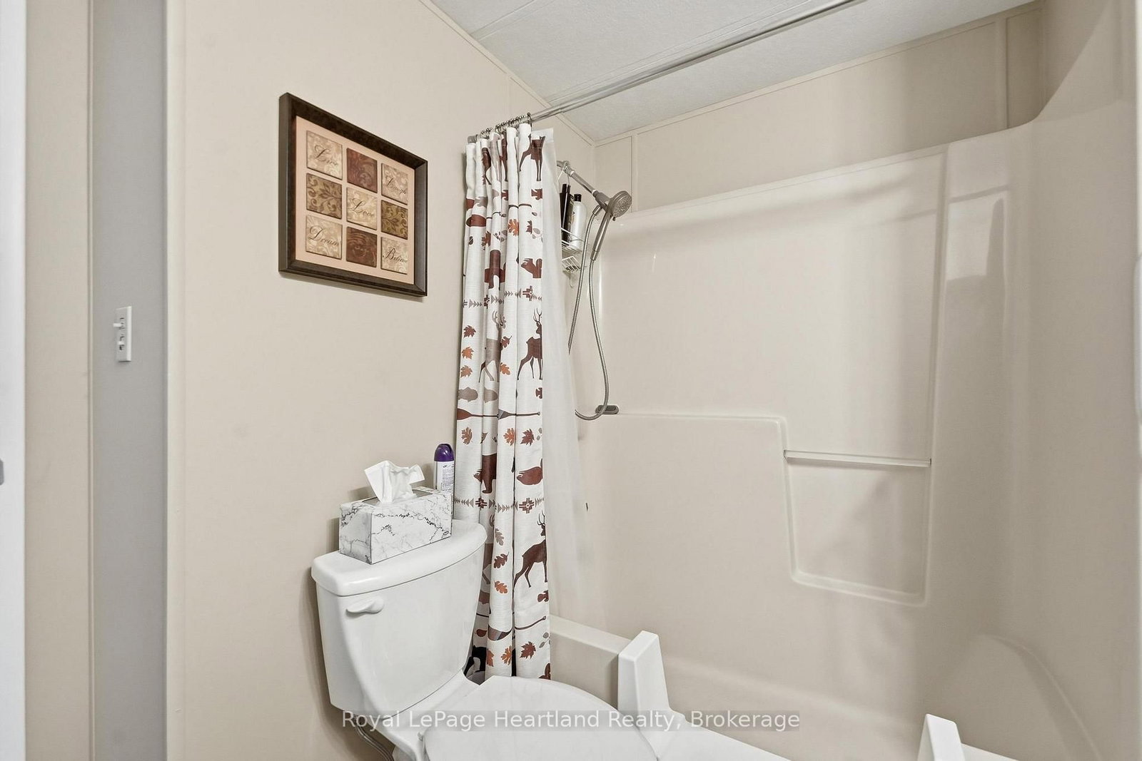 11 Sioux Lane • Ashfield-Colborne-Wawanosh, ON photo 17