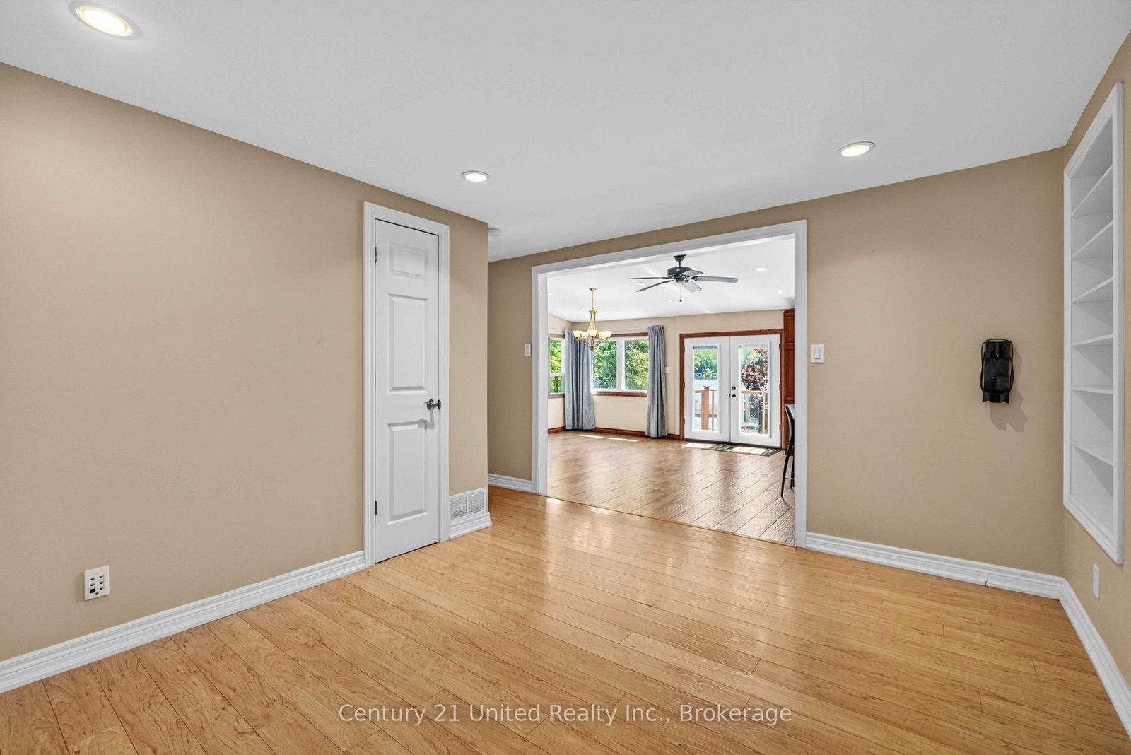 825 Southview Drive • Otonabee-South Monaghan, ON photo 11