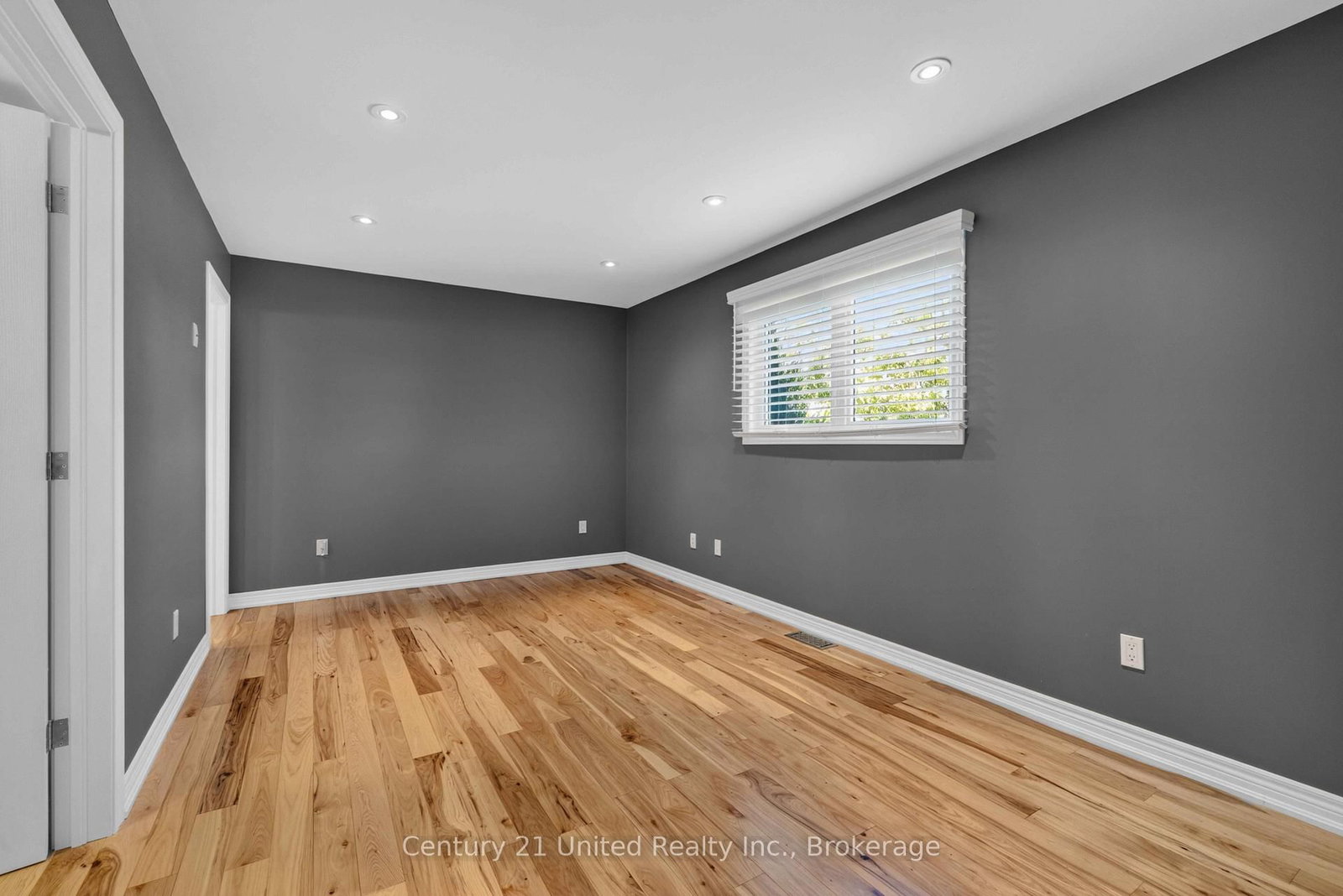 825 Southview Drive • Otonabee-South Monaghan, ON photo 13