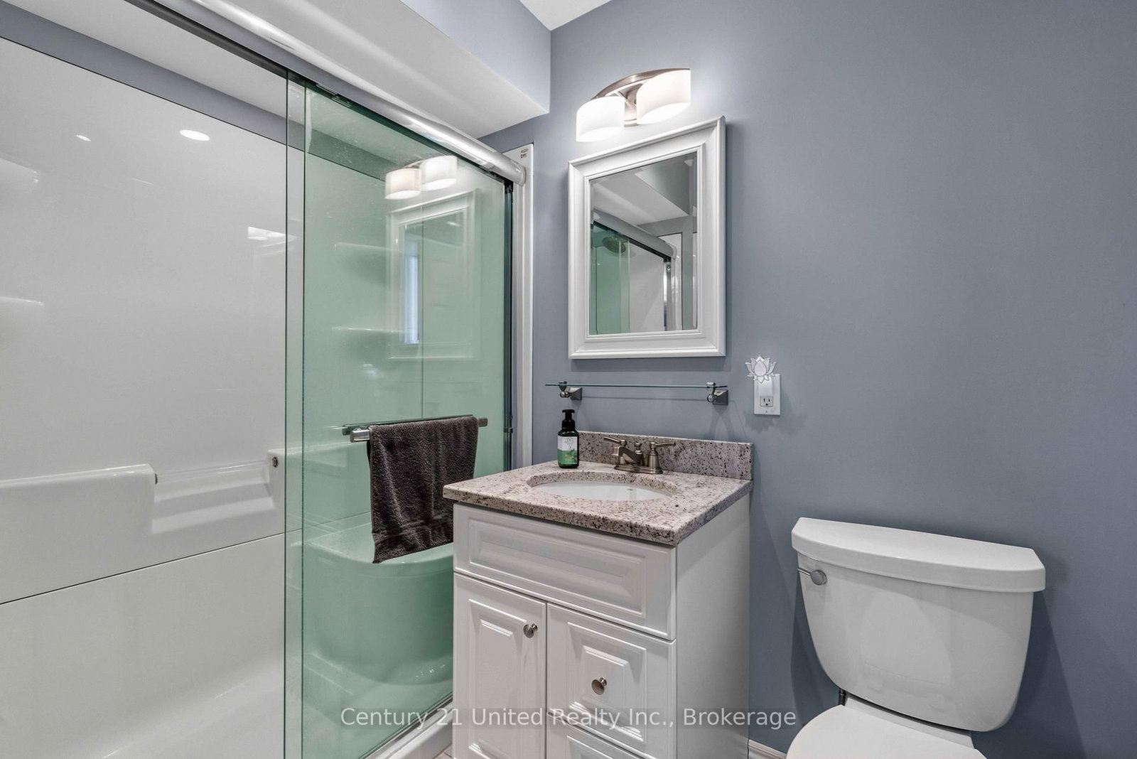 825 Southview Drive • Otonabee-South Monaghan, ON photo 14