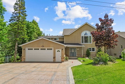 825 Southview Drive • Otonabee-South Monaghan, ON photo 2