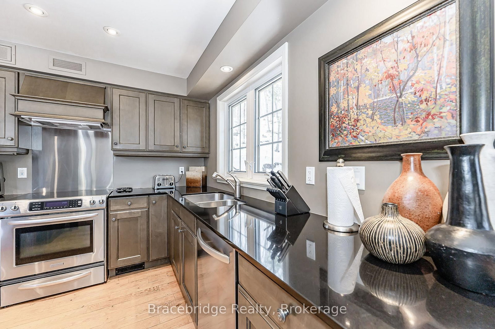 3876 Muskoka Rd 118 Highway W • #Sandfield 3 W3 • Muskoka Lakes, ON photo 10