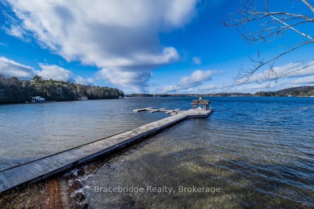 3876 Muskoka Rd 118 Highway W • #Sandfield 3 W3 • Muskoka Lakes, ON photo 35