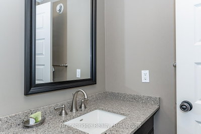 3876 Muskoka Rd 118 Highway W • #Sandfield 3 W3 • Muskoka Lakes, ON photo 7