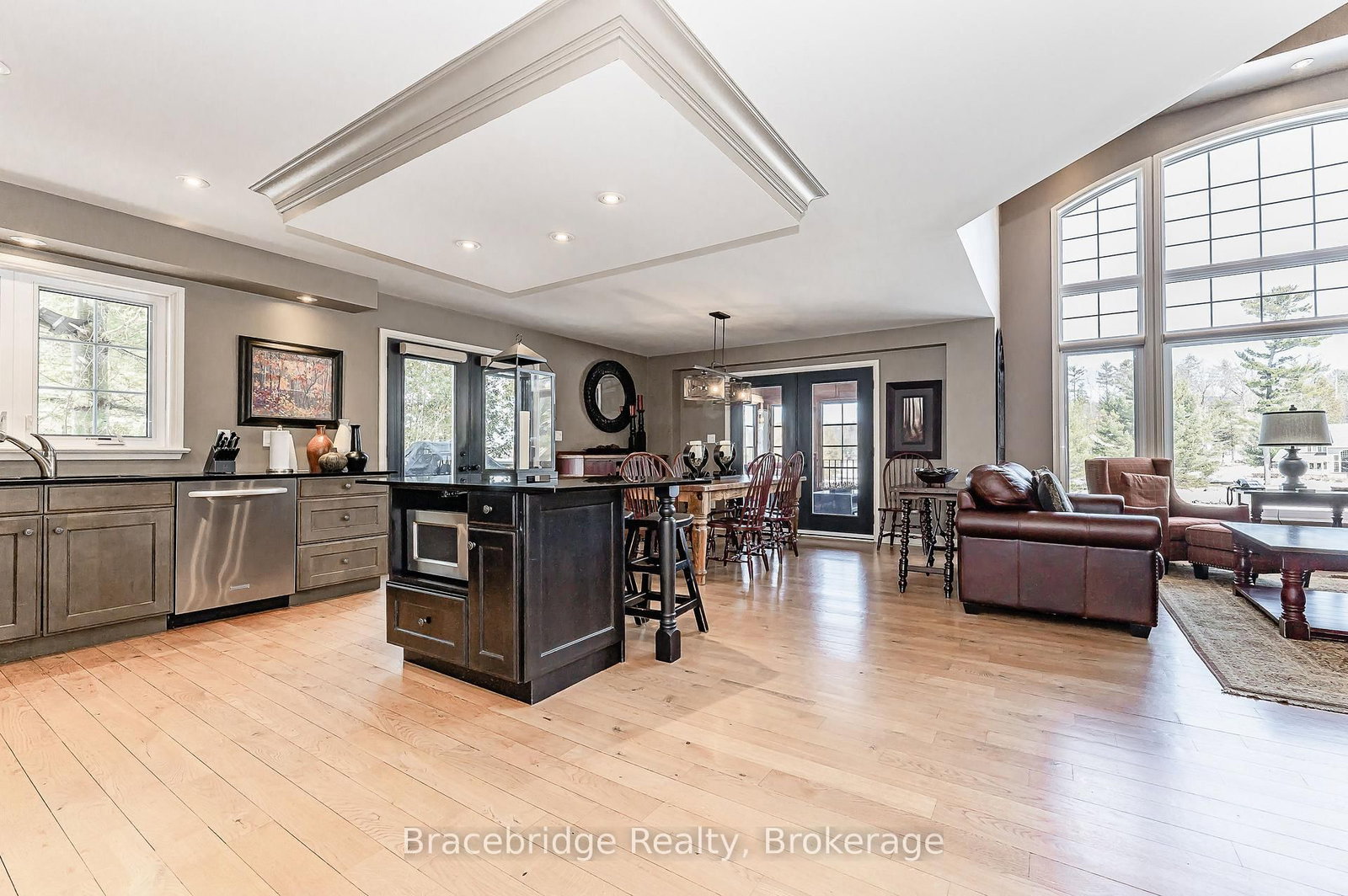 3876 Muskoka Rd 118 Highway W • #Sandfield 3 W3 • Muskoka Lakes, ON photo 8