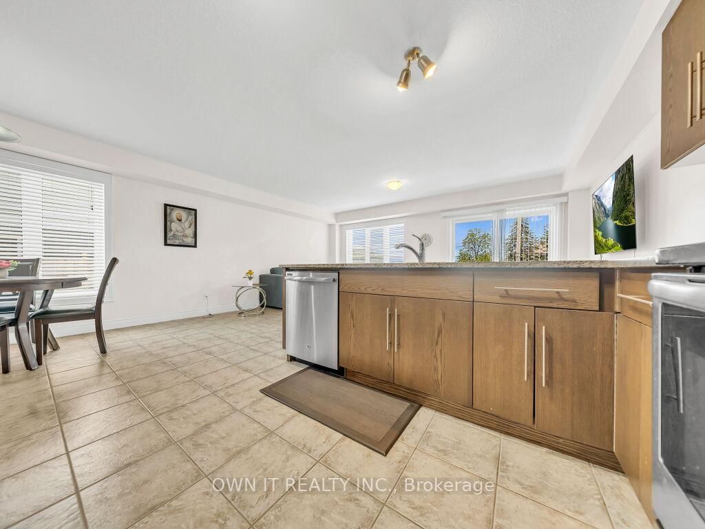 1192 Caen Avenue • Woodstock, ON photo 15