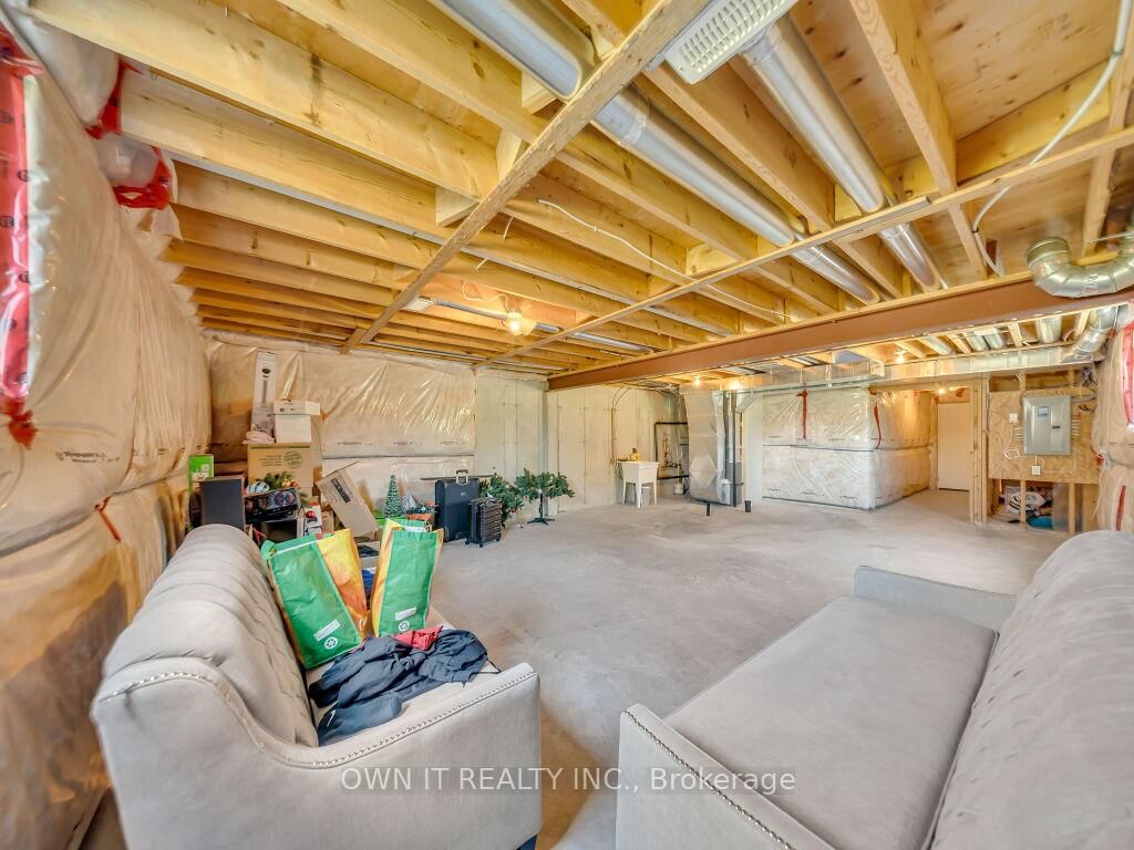 1192 Caen Avenue • Woodstock, ON photo 32