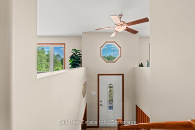 1869 Vansickle Road — more photos
