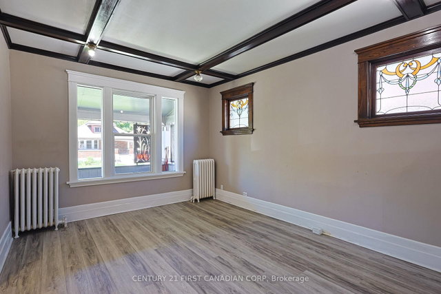 Main floor - 444 Dorinda Street