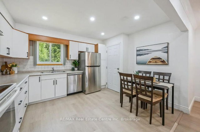 Upper - 72 Ferndale Avenue