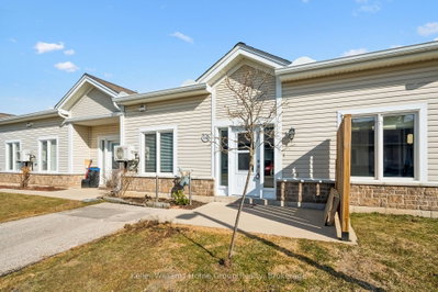 Townhouse leased at 119-760 Woodhill Drive, Centre Wellington, Ontario, N1M 3W5 - Fergus - MLS: X13230996