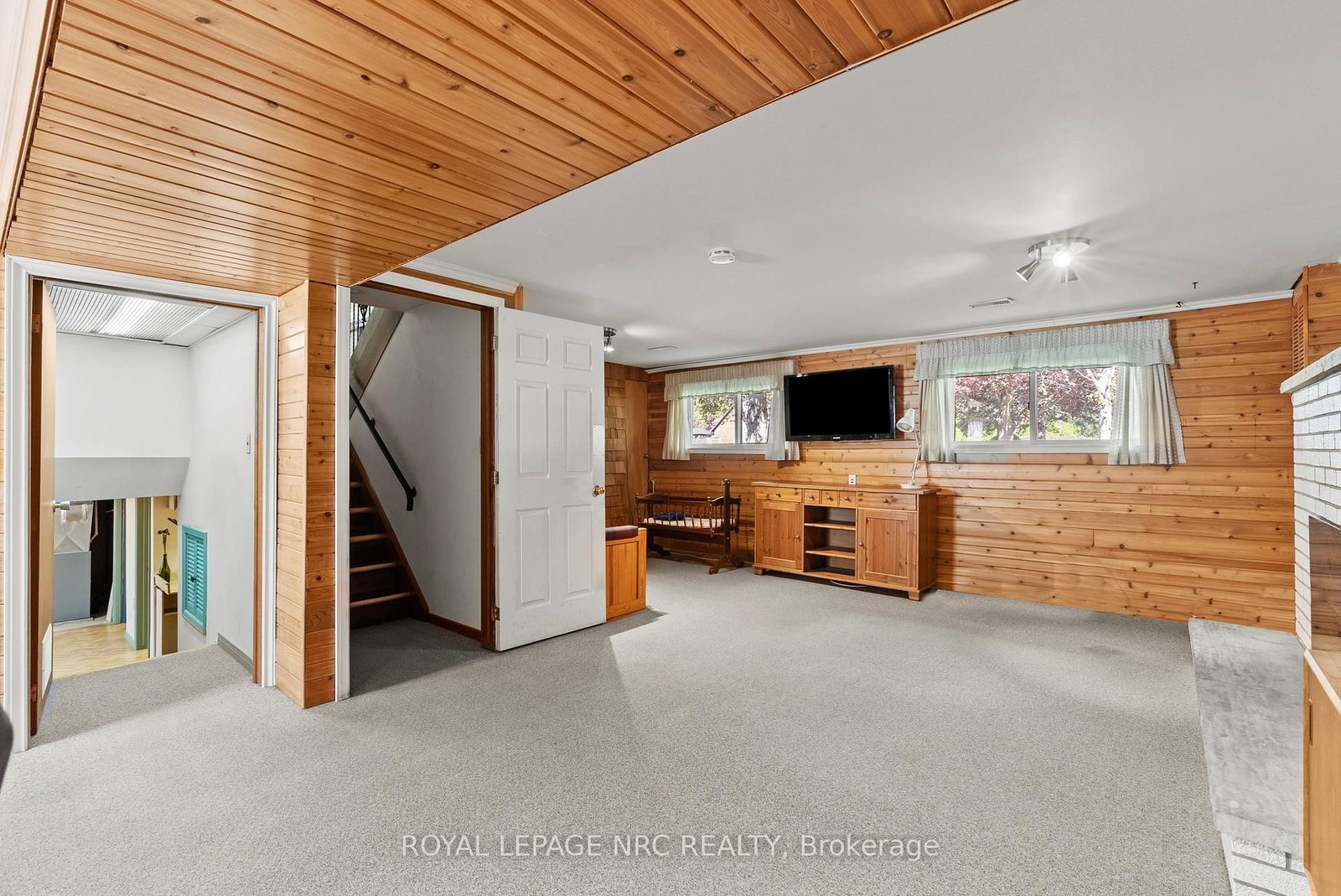 21 Upper Canada Drive • Niagara-on-the-Lake, ON photo 15
