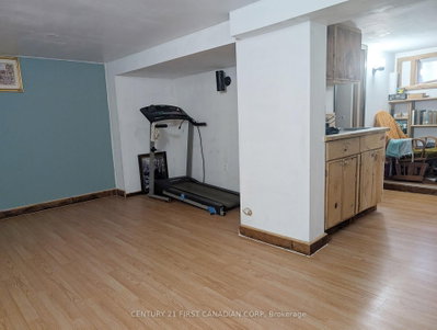 1169 Oxford Street E • London East, ON photo 8