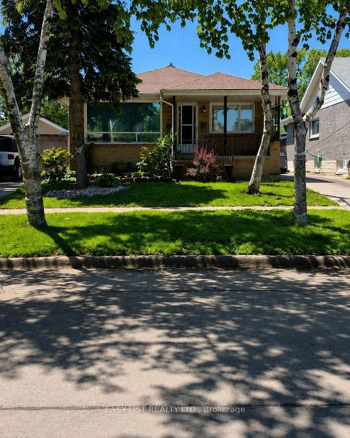 2371 Alexis Road