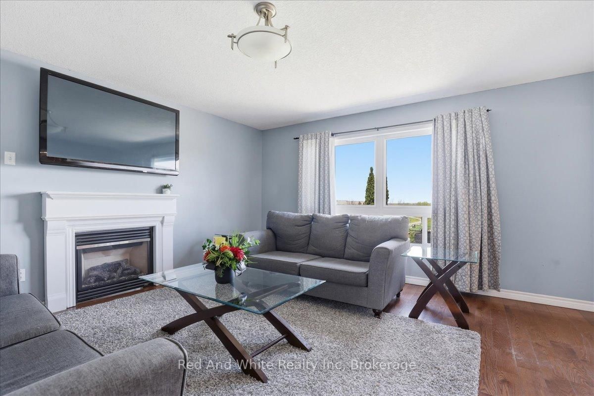 136 Carpenter Road • Cambridge, ON photo 9