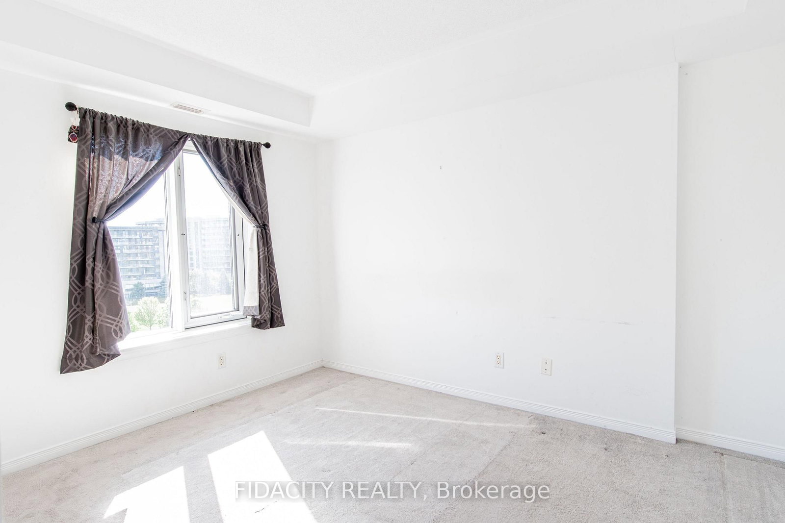 310 Central Park Drive • #7N • Ottawa, ON photo 8