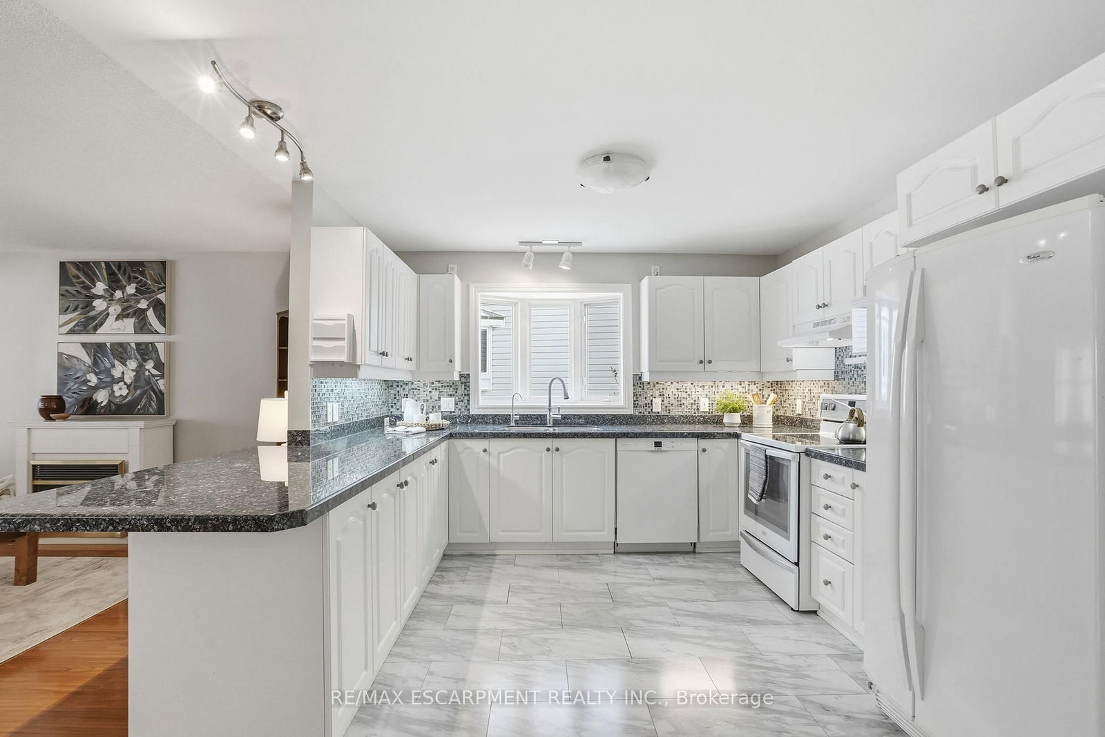 148 Glenariff Drive • Hamilton, ON photo 11