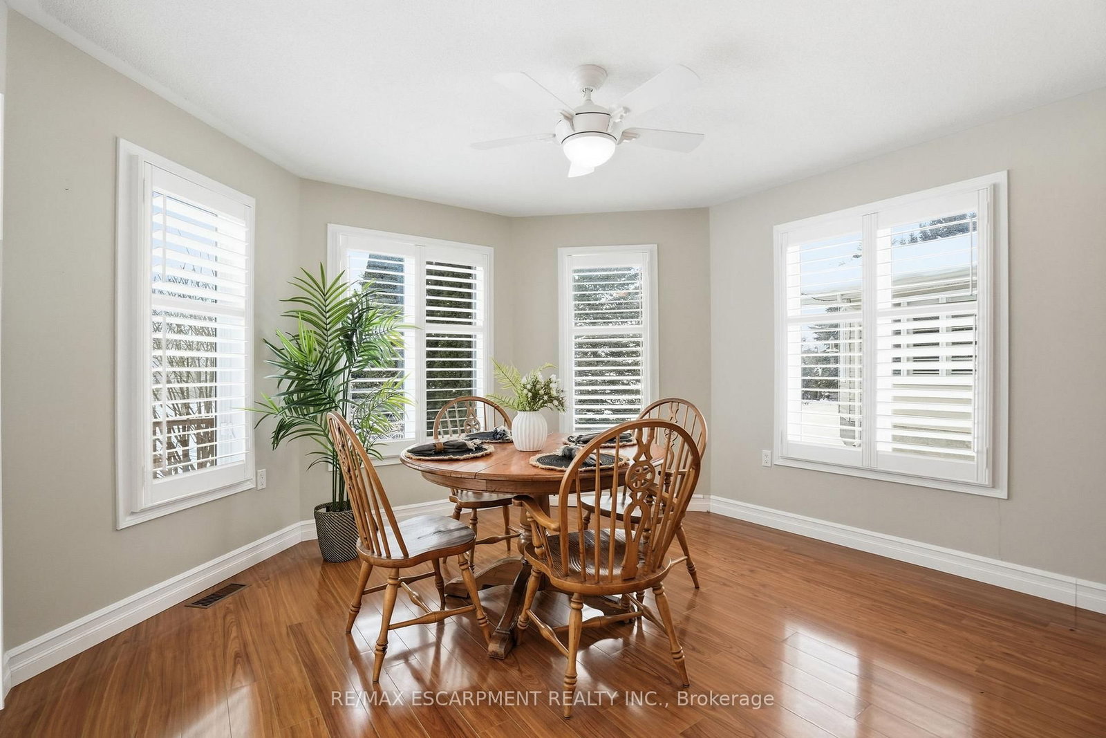 148 Glenariff Drive • Hamilton, ON photo 18