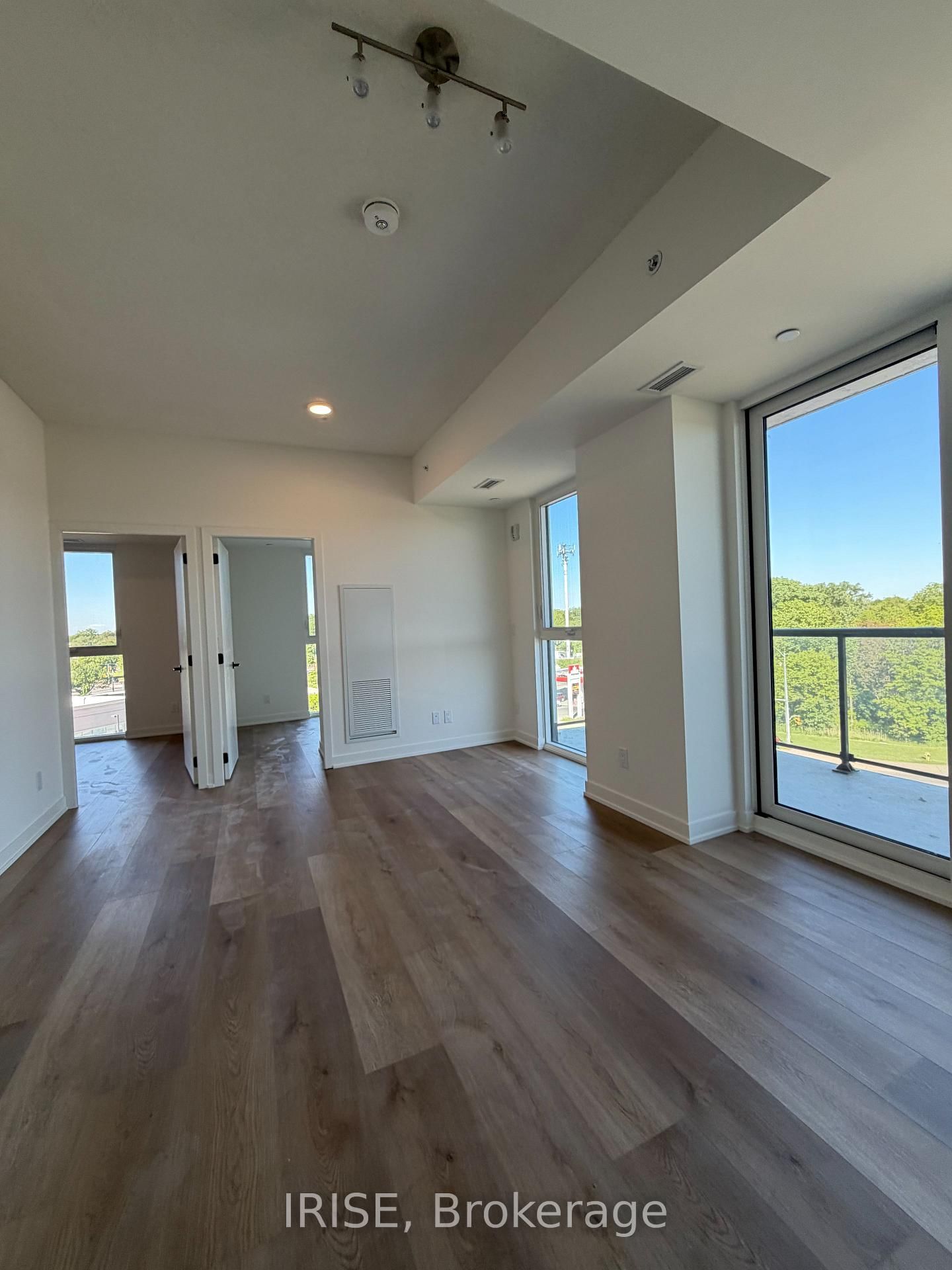 33 Erie Avenue, Unit 508 - Photo 4