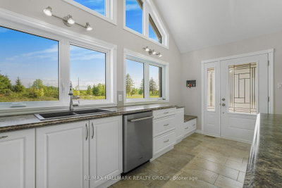 157 CONCESSION 1 Road • Alfred and Plantagenet, ON photo 9