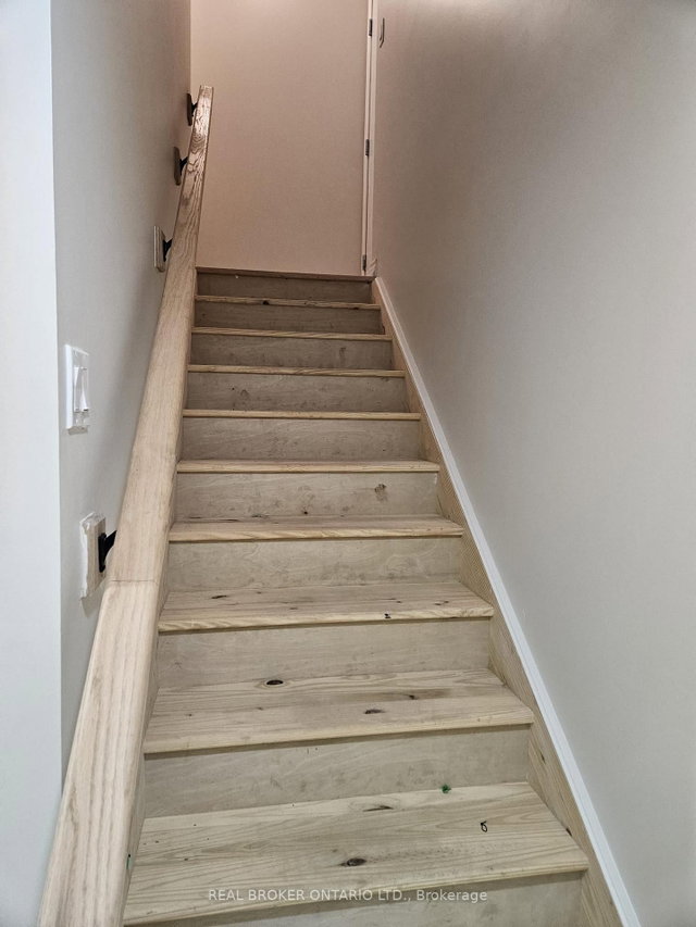 14 Lower Level - 5672 Dorchester Road