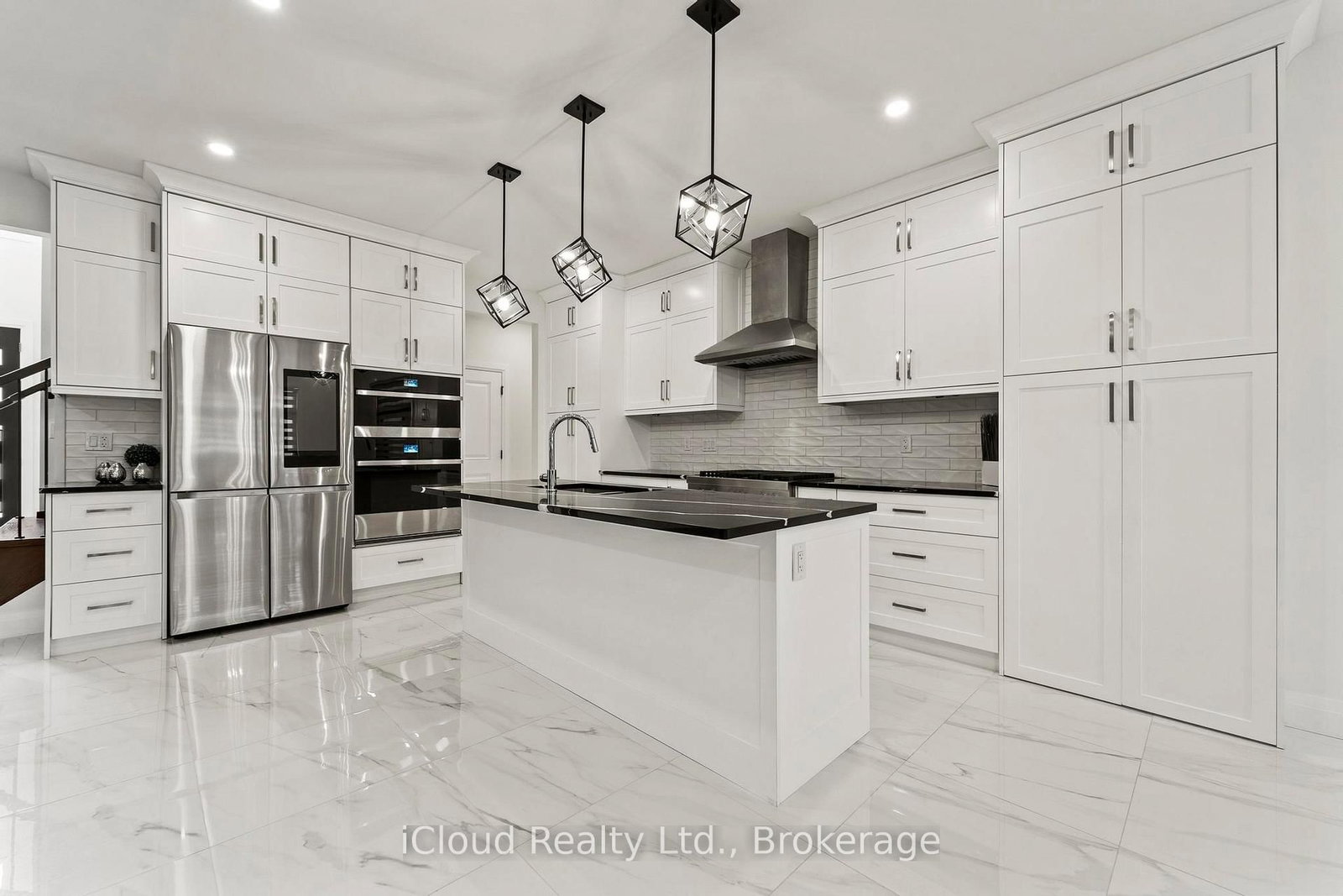 222 Cowan Court • Amherstburg, ON photo 10