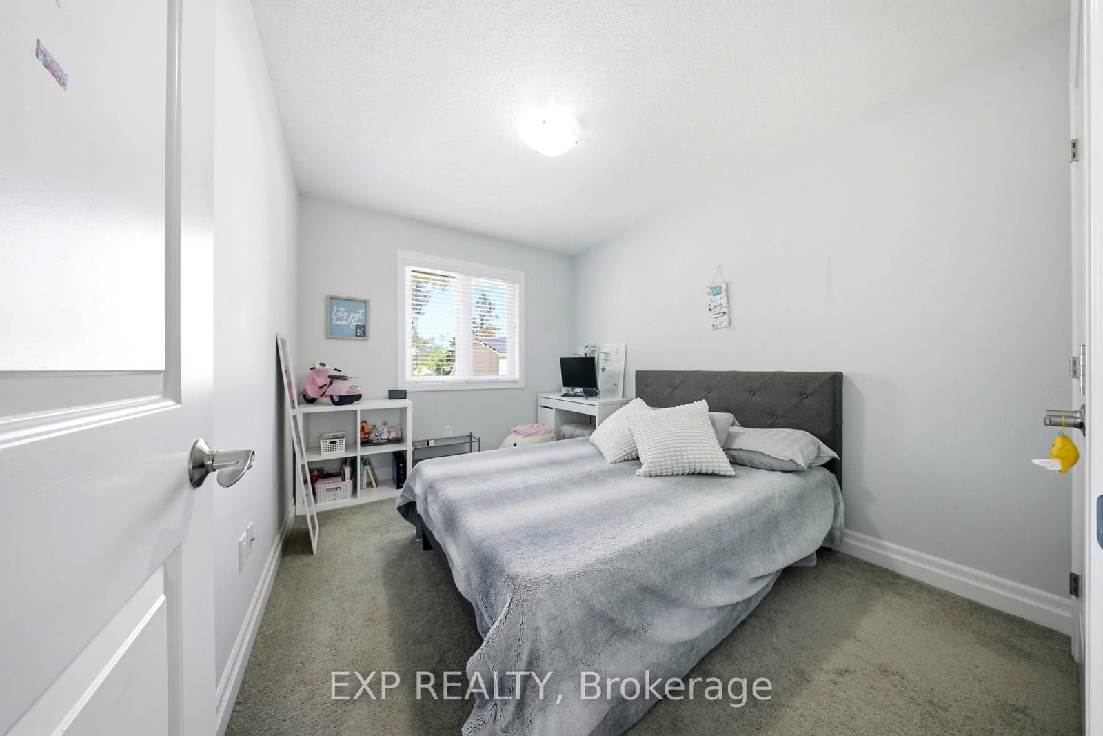 158 Fife Road • #17 • Guelph, ON photo 23