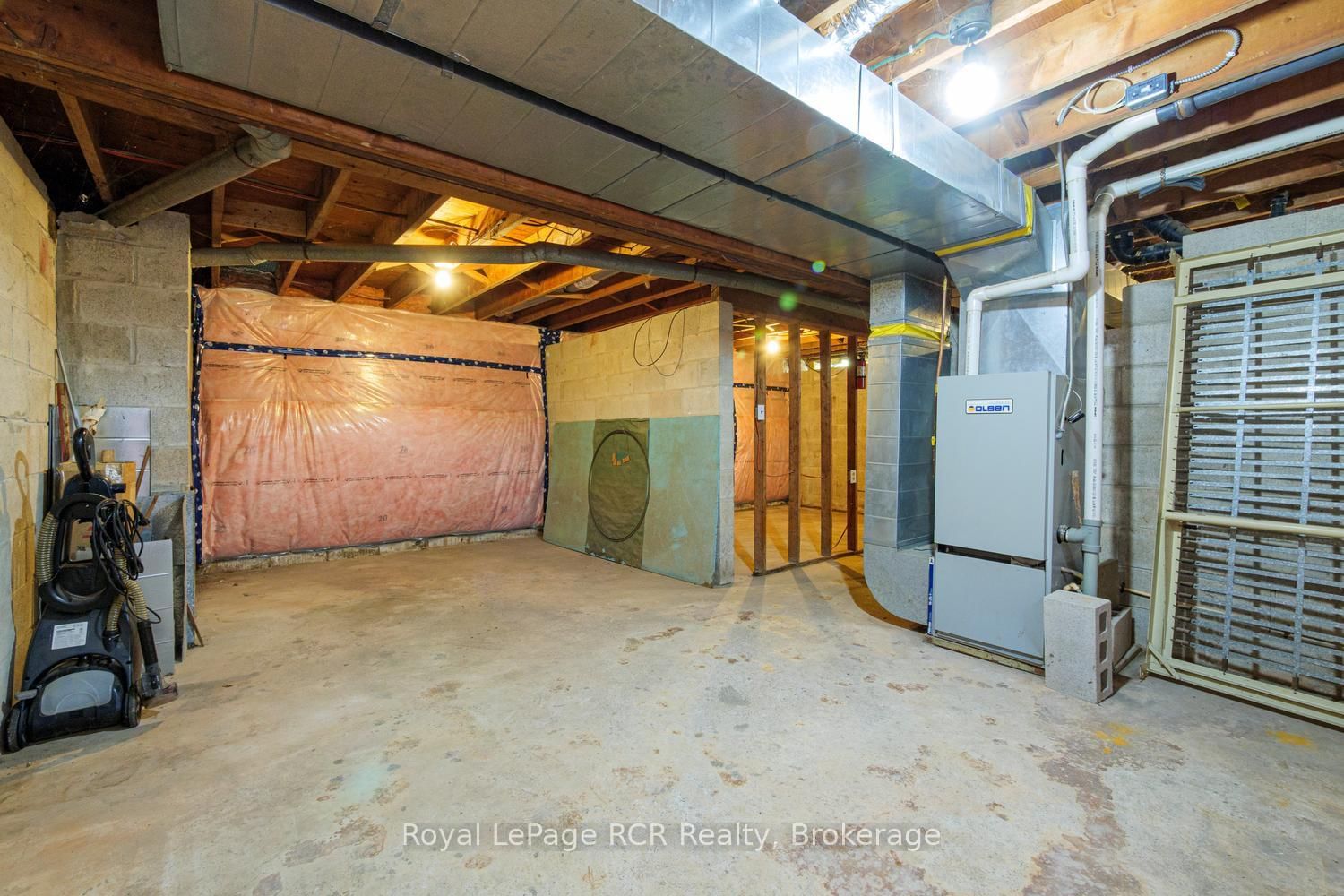 Listing Image 32