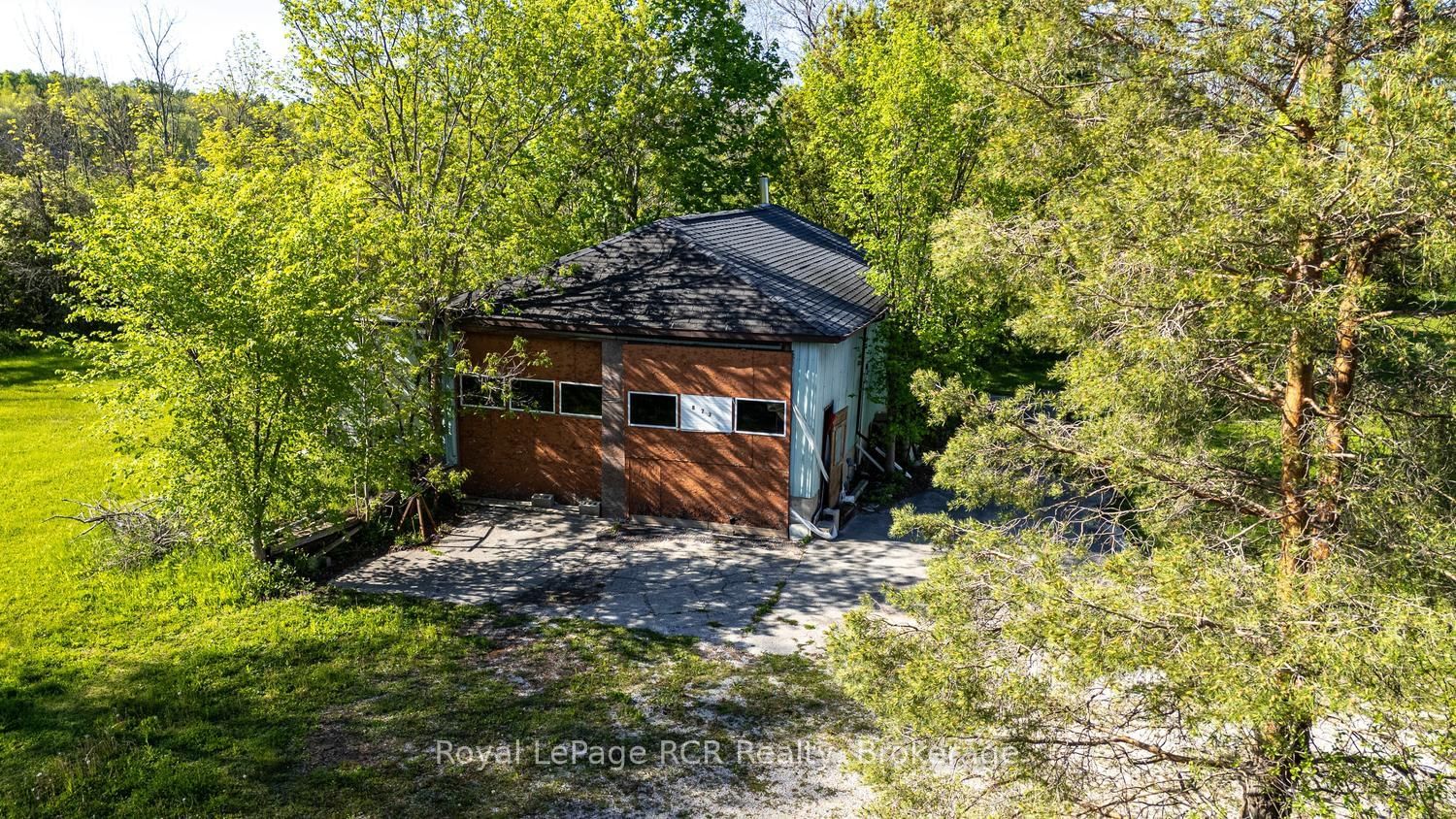 Listing Image 42