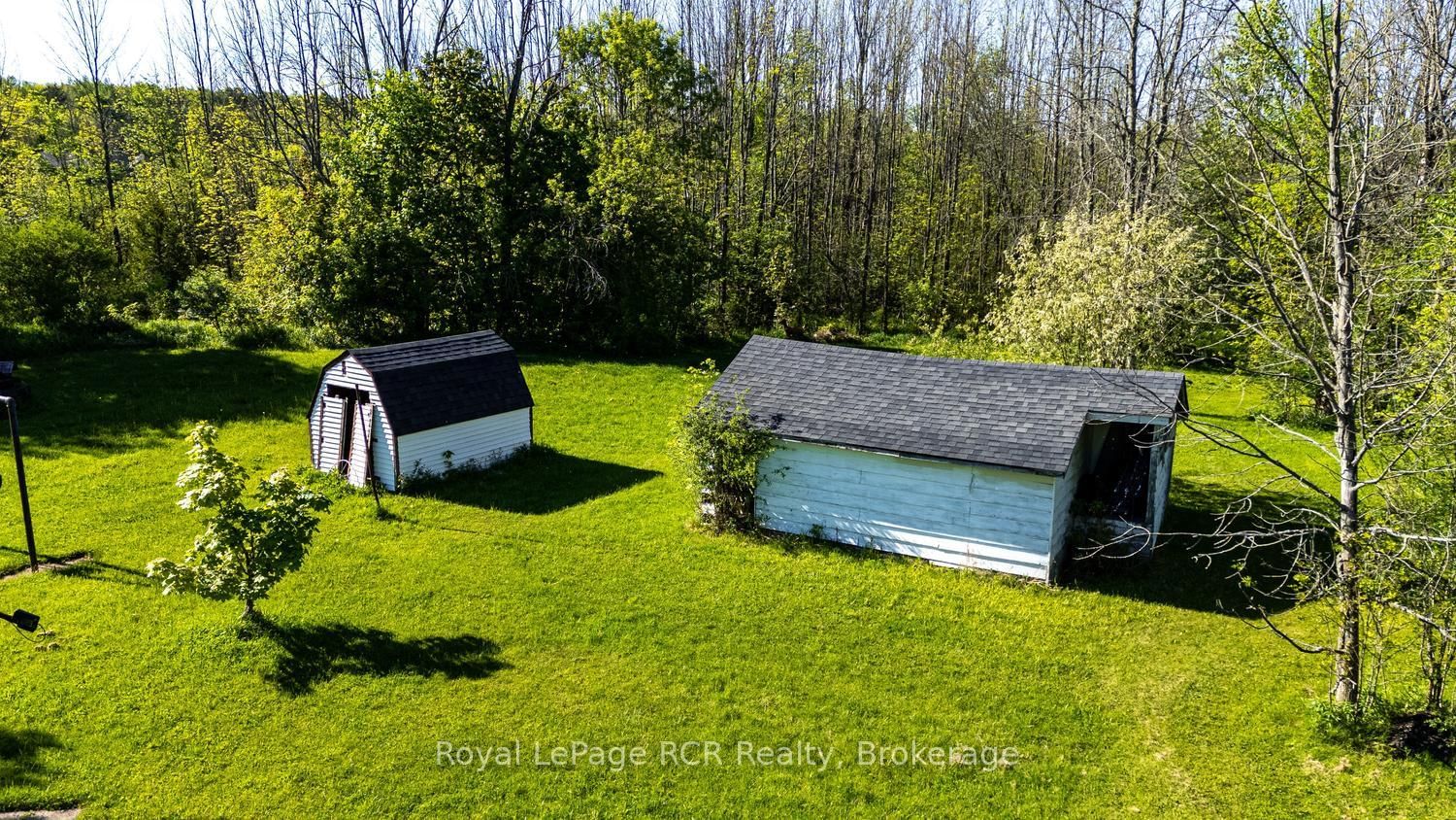 Listing Image 44