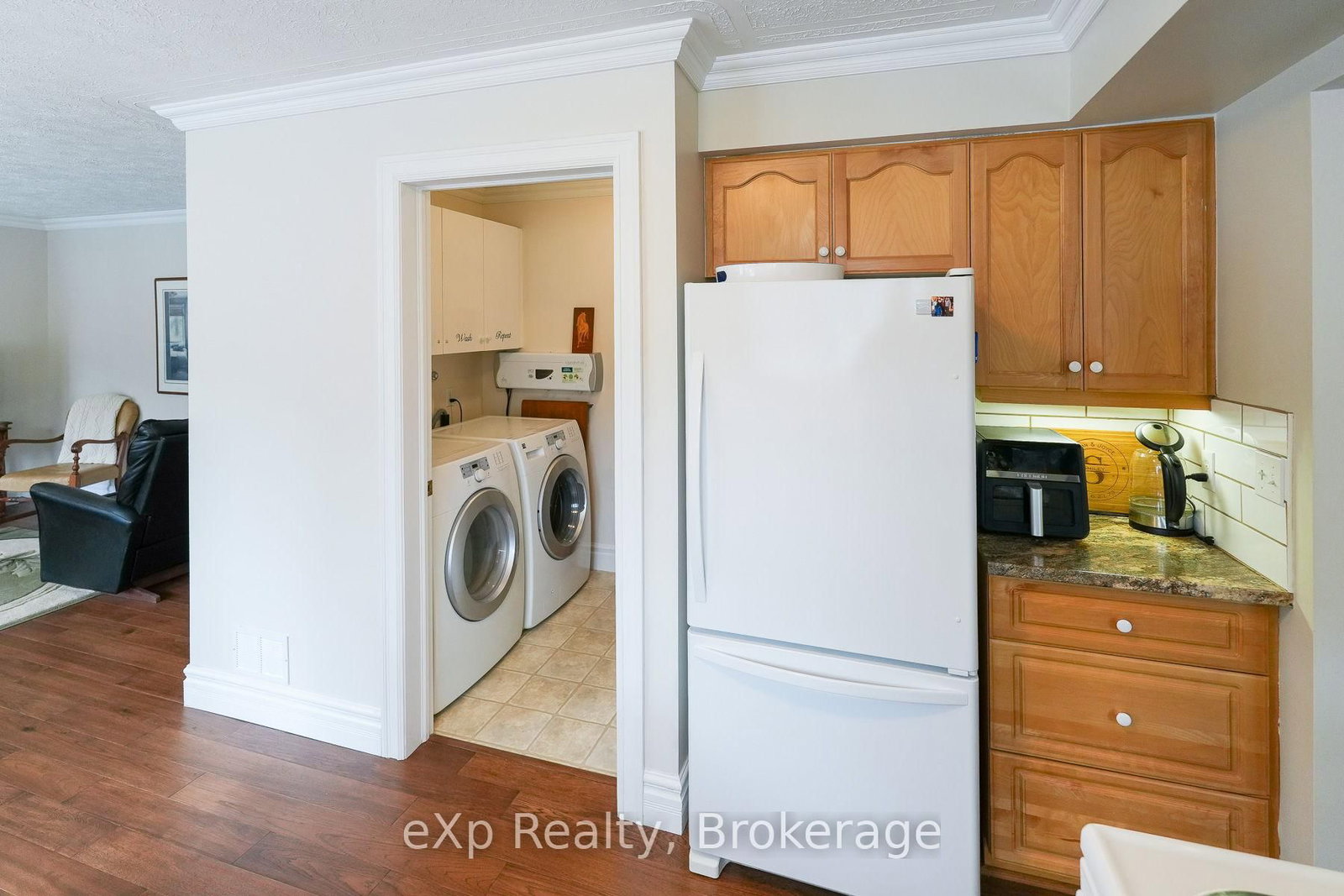 8 Sandpiper Court • Saugeen Shores, ON photo 7