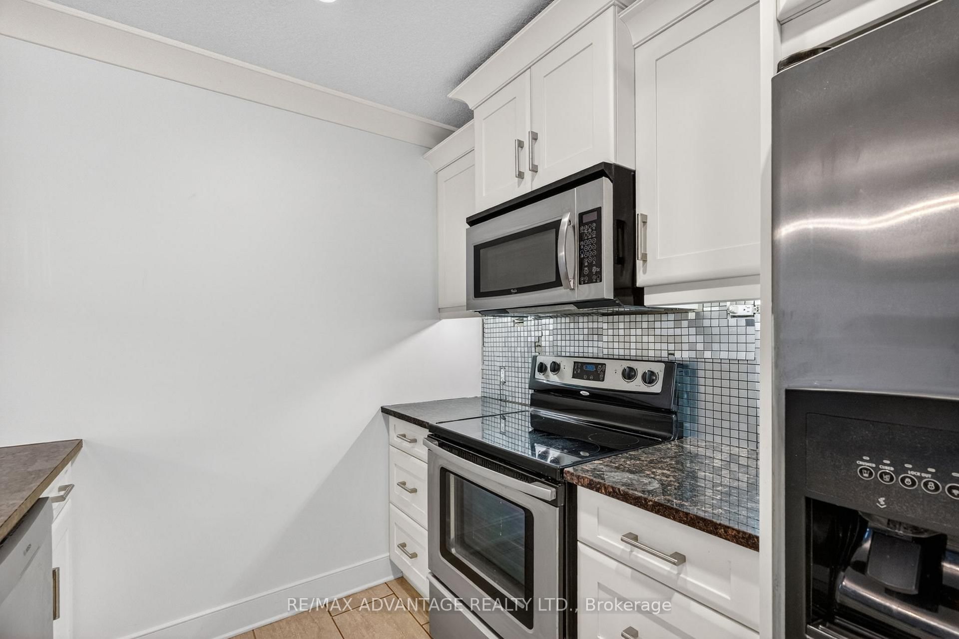 320 Sugarcreek Trail, Unit 109
