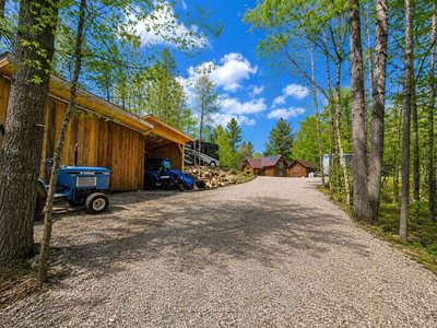 1045 Carnahan Lane • Mountain Grove, ON photo 3