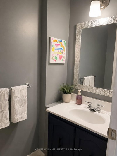 664 Wonderland Road S • London South, ON photo 5