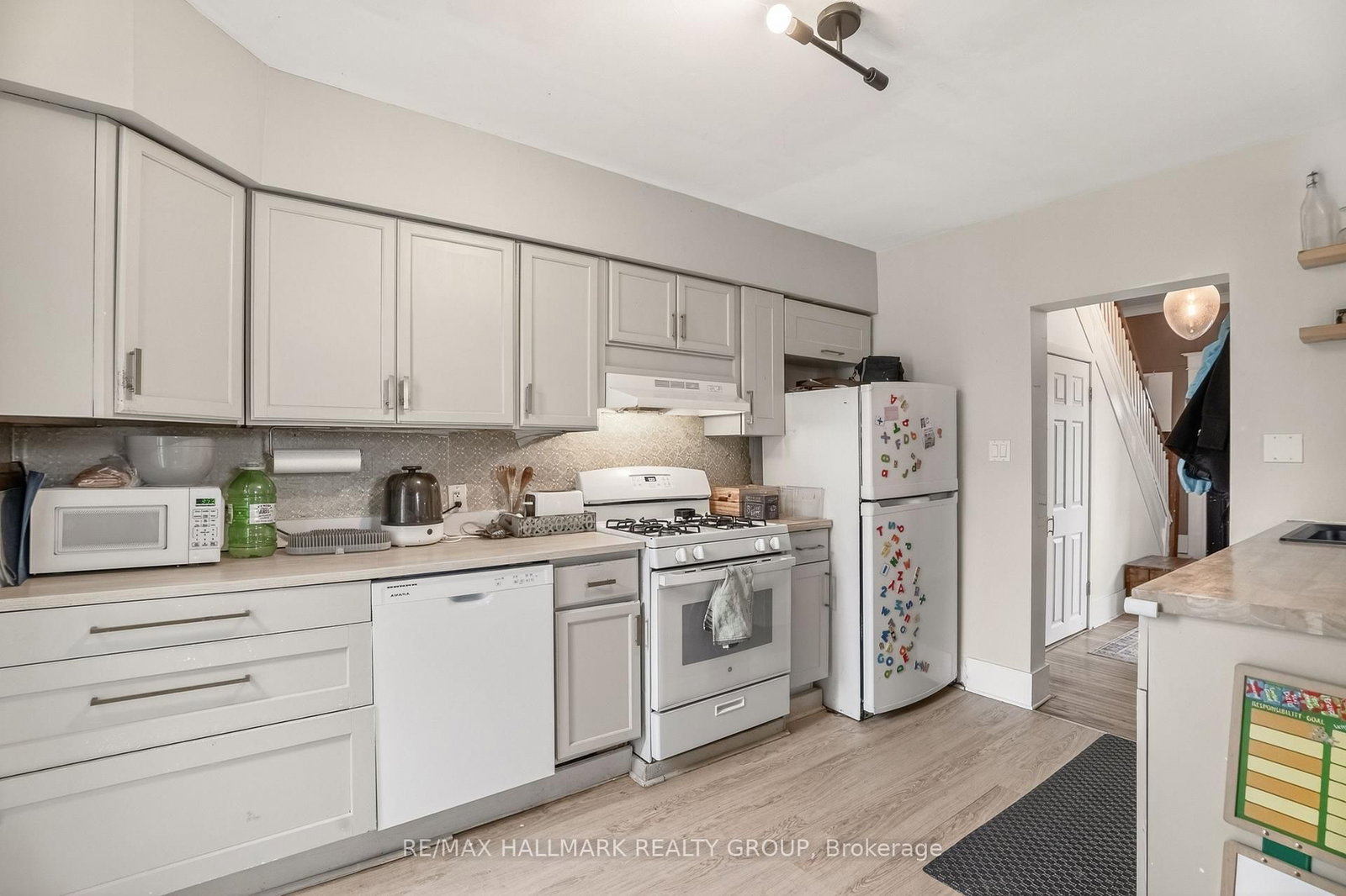 2343 Church Street • North Gower, ON photo 11